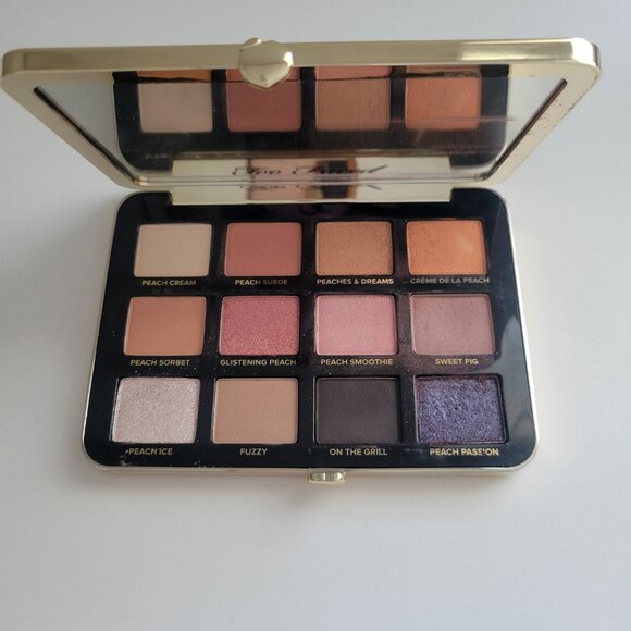 Too Faced White Peach Multi-Dimensional Eye Shadow Palette Preowned - Picture 3 of 10